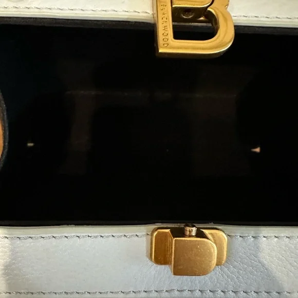 Brandon Blackwood Powder Blue Kendrick Trunk - Picture 10 of 12